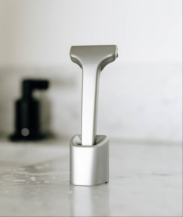 Single Edge Razor Stand - Accessories