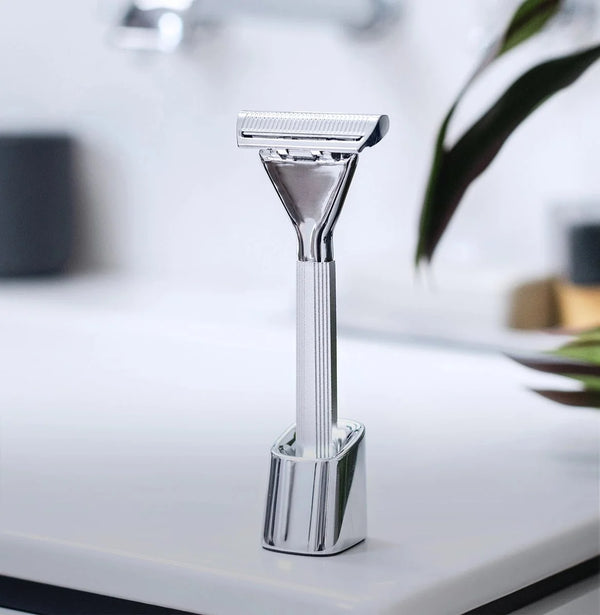 The Single Edge MAX - Shaving